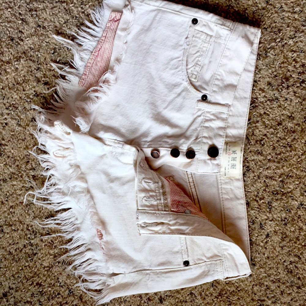 Free People white shorts 🥳🌺🌞